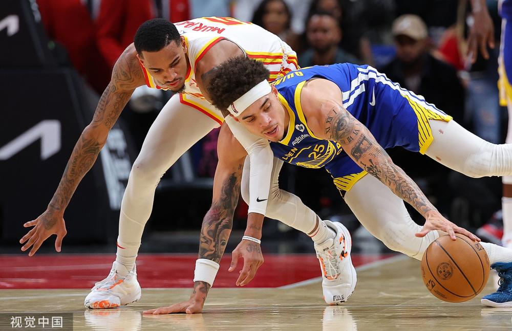 与此同时 与此同时