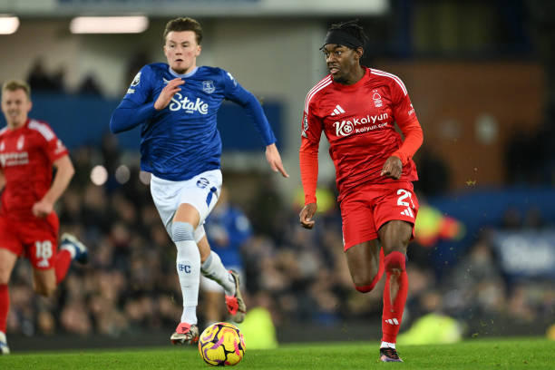 与此同时 与此同时