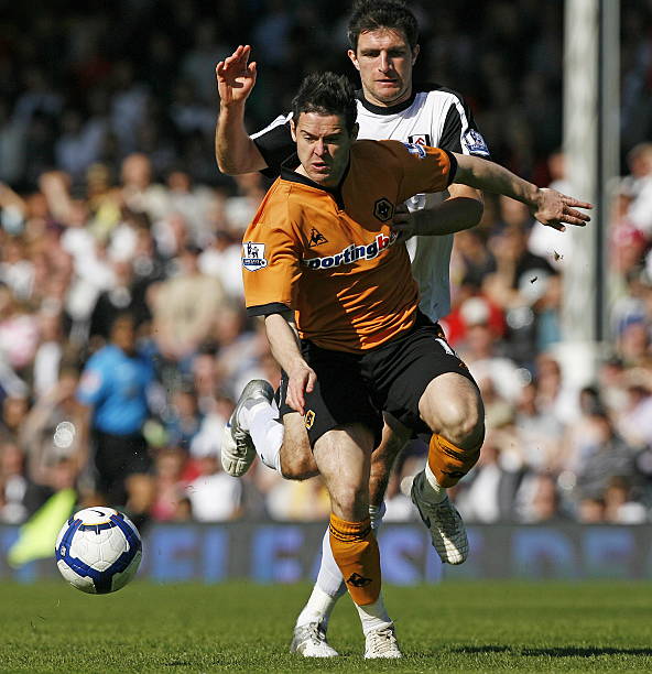 随着足球转 随着足球转