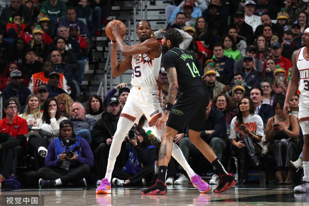 表现尤为出 表现尤为出